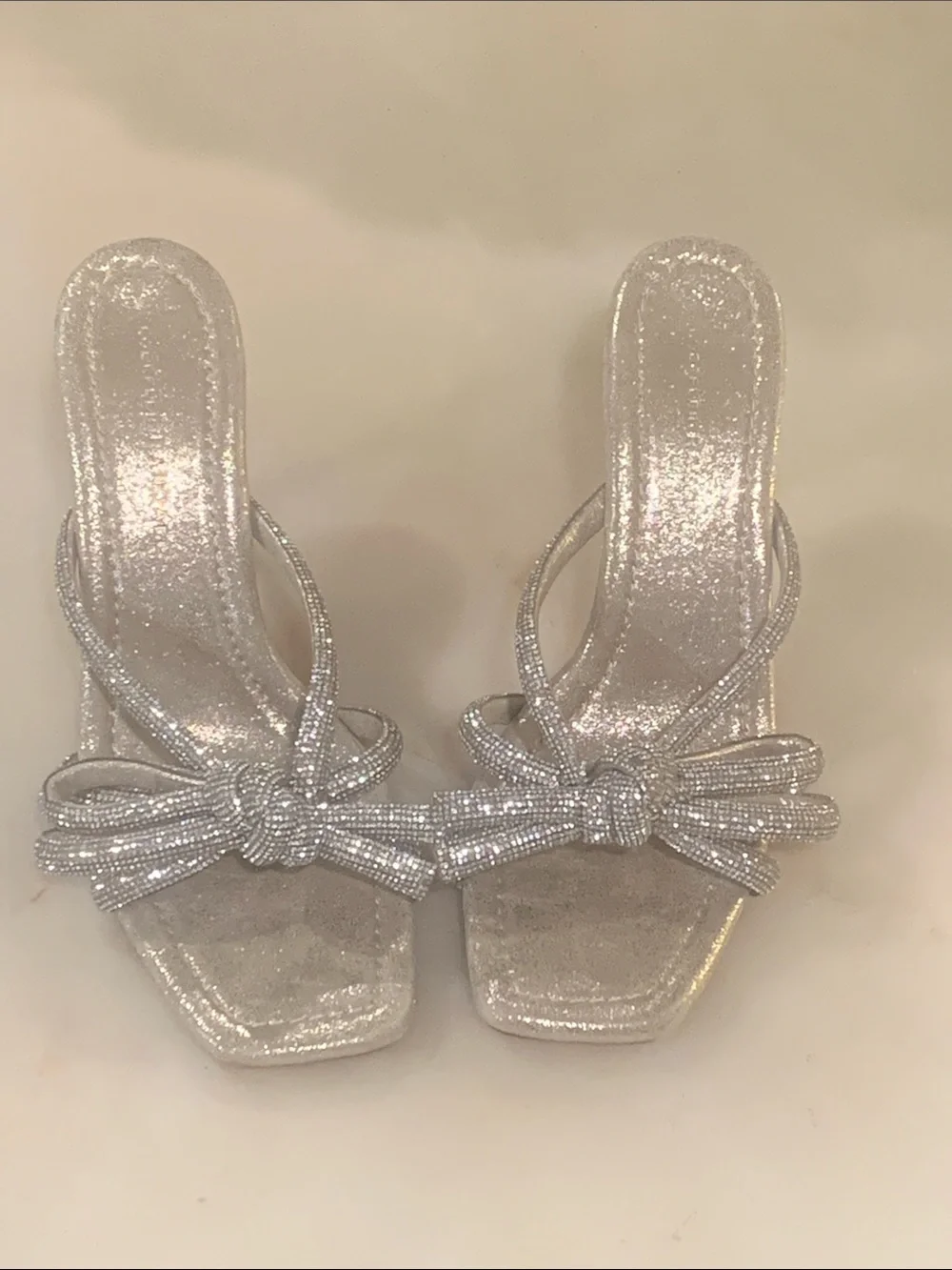 Loeffler Randall Mikel Silver Strass Bow Sandals Size 8 B